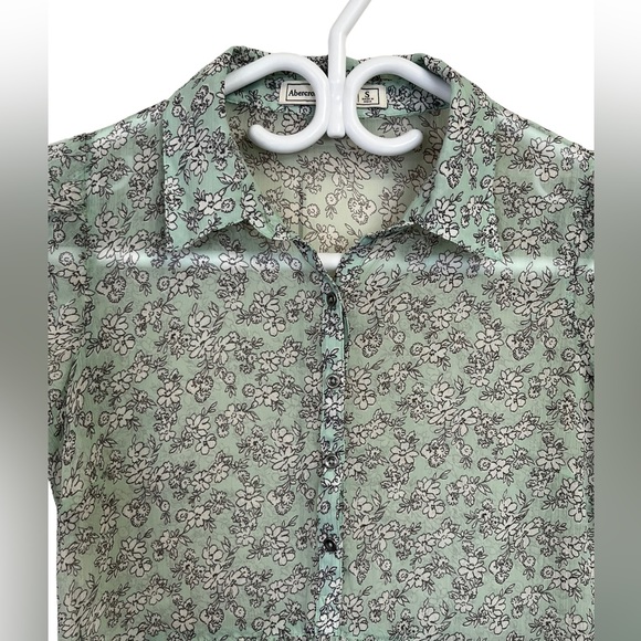 Abercrombie & Fitch Chiffon Dress with Tulip Sleeves - Picture 5 of 8